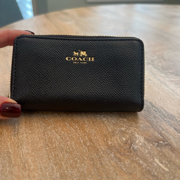 Coach Zip Around Card & Coin Case - Picture 2 of 6
